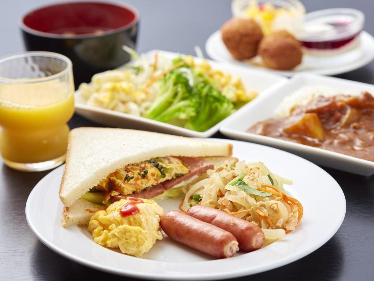 酒店 松山roco旅馆